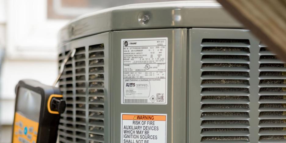 Can a Heat Pump Really Keep My House Cool in the Summer? blog header image 